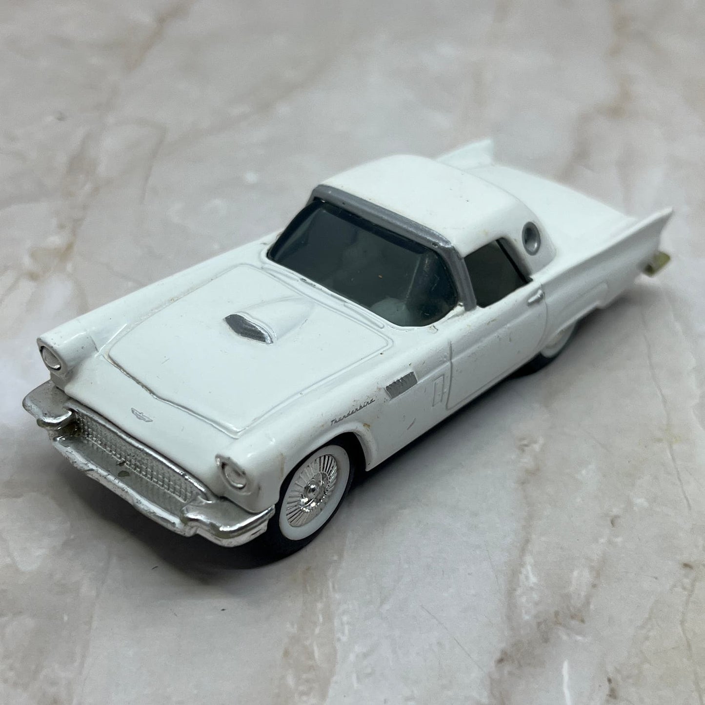 ERTL 1957 Ford Thunderbird #17 In Series Diecast White TH5
