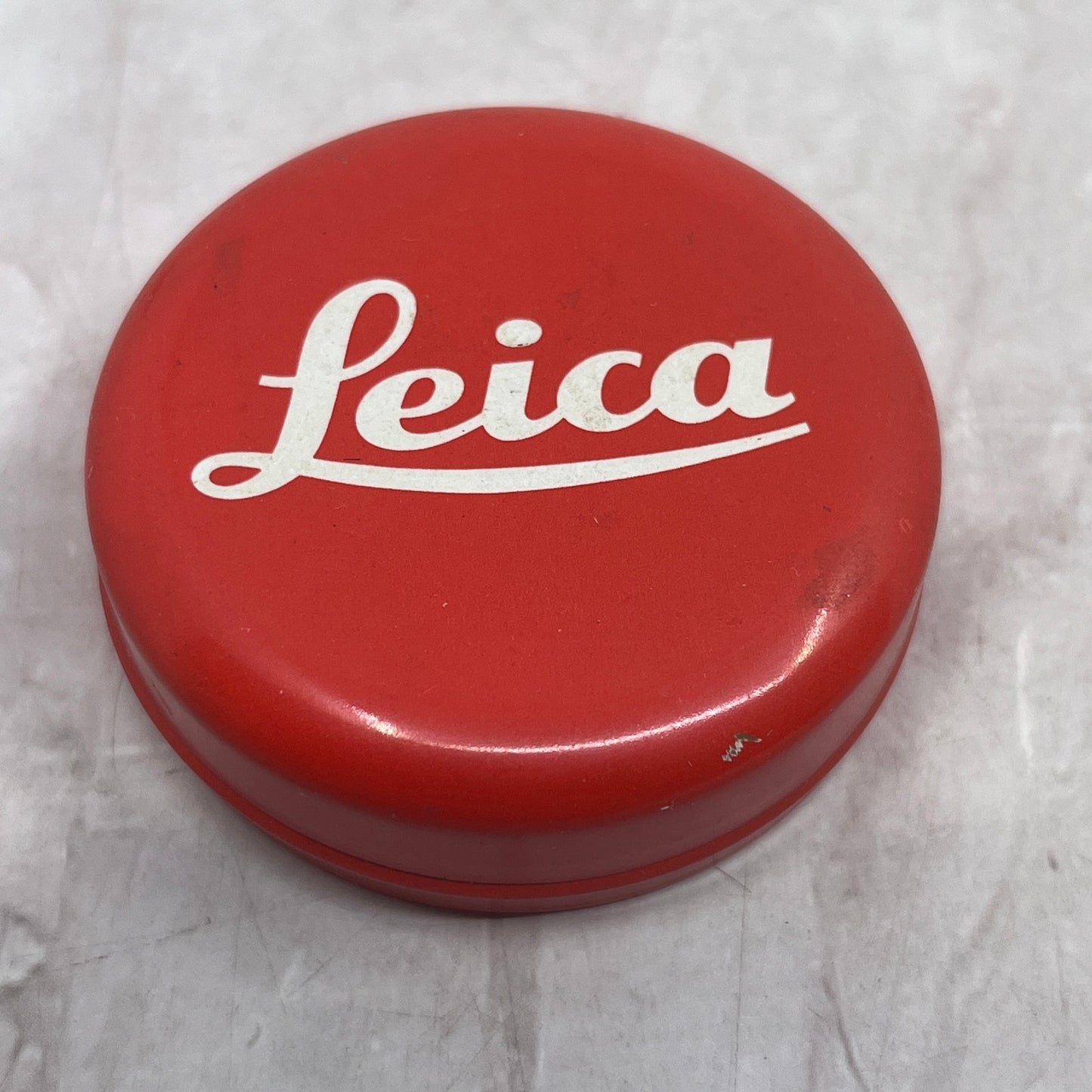 Vintage Leica Logo 1 7/8" Metal Red Tin Case SF4