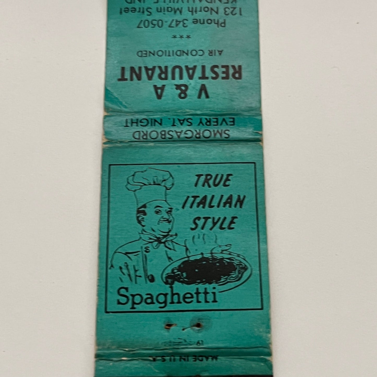 V&A Restaurant Kendallville Indiana Vintage Matchbook TB6-MB2-14