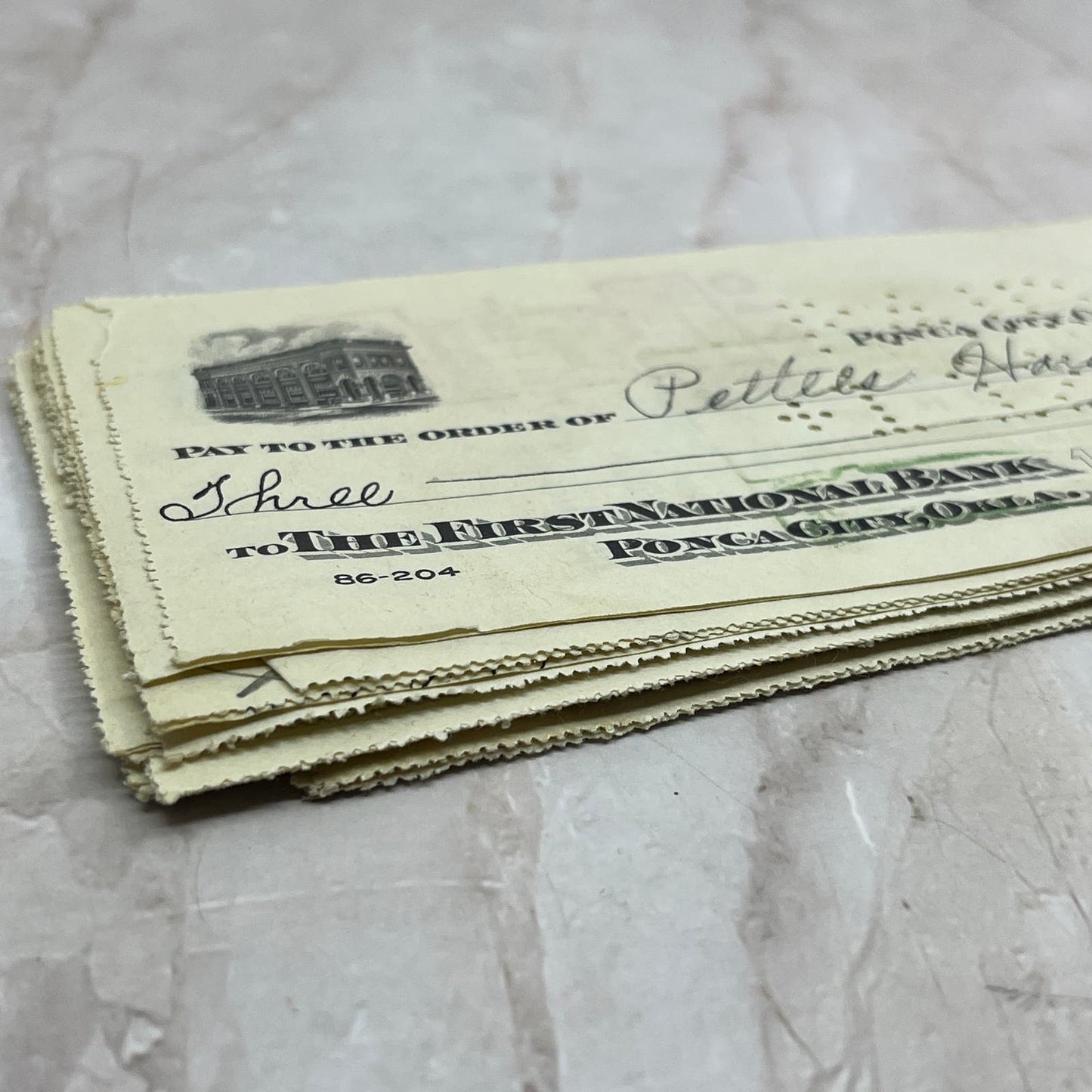 1930s Huge Lot of Ponca City Oklahoma First National Bank Checks TG8-VW