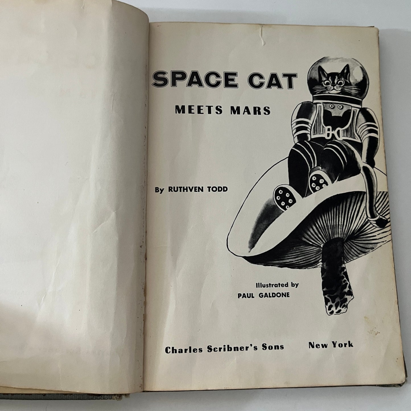 Vintage 1955 SPACE CAT Meets Mars by Ruthven Todd Hardcover Paul Galdone TK3