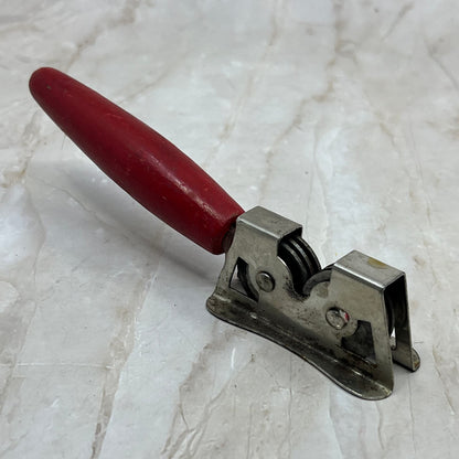 Vtg 1930's Eversharp VOOS Co New Haven, Conn Red Wood Handle Knife Sharpener TH5