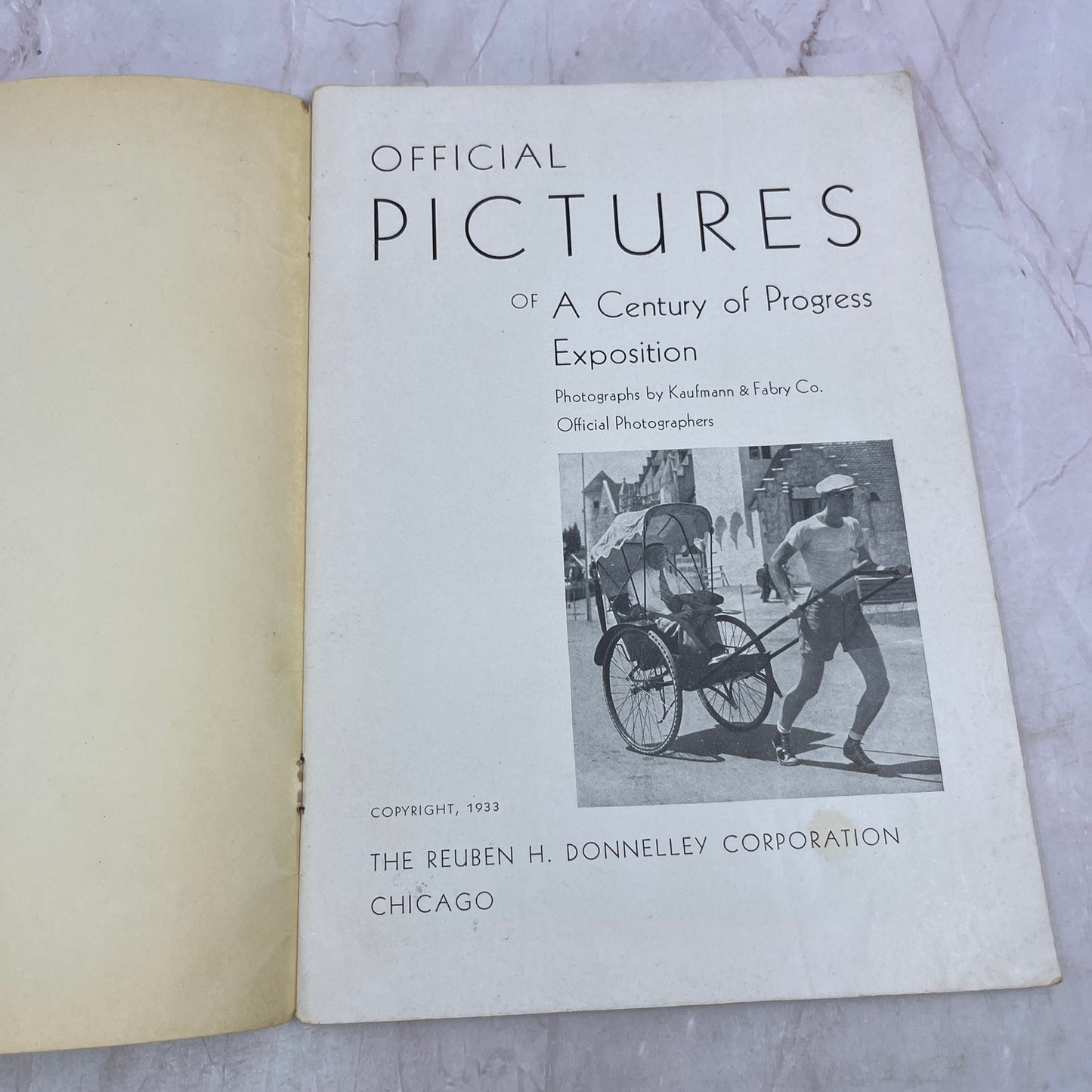 Official Pictures of A Century of Progress Chicago World’s Fair 1933 Book TJ5-E1