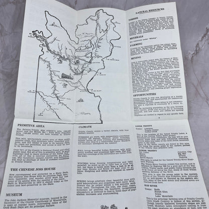 c1960 Trinity County California Fold Out Brochure & Travel Map TH9-CB