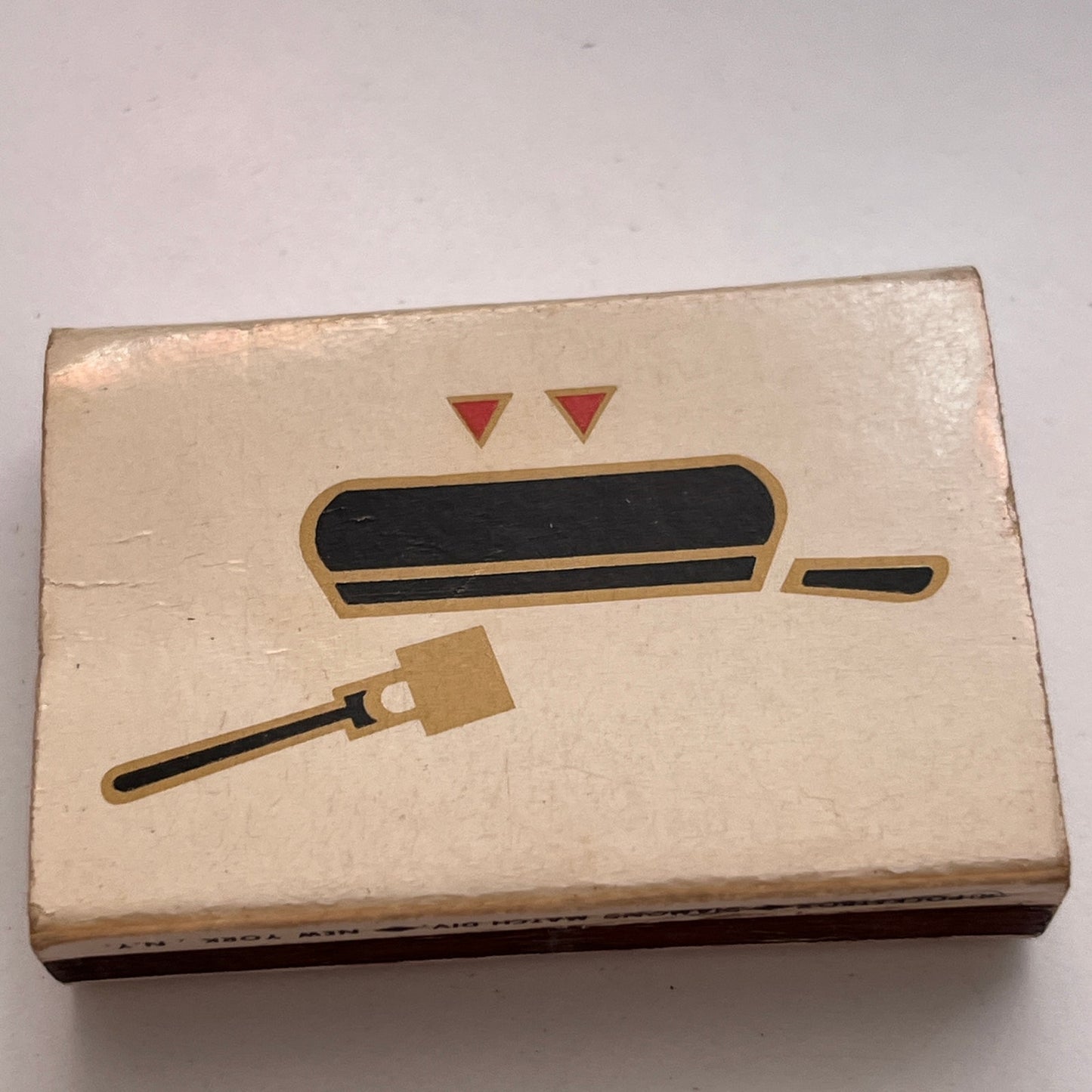 La Fondue Restaurant 43 West 55th St New York City Vintage Matchbox TB6-MB3