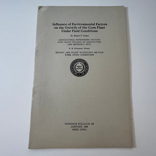 Influence of Environmental Factors on the Growth of the Corn Plant 1938 TK2-XB2