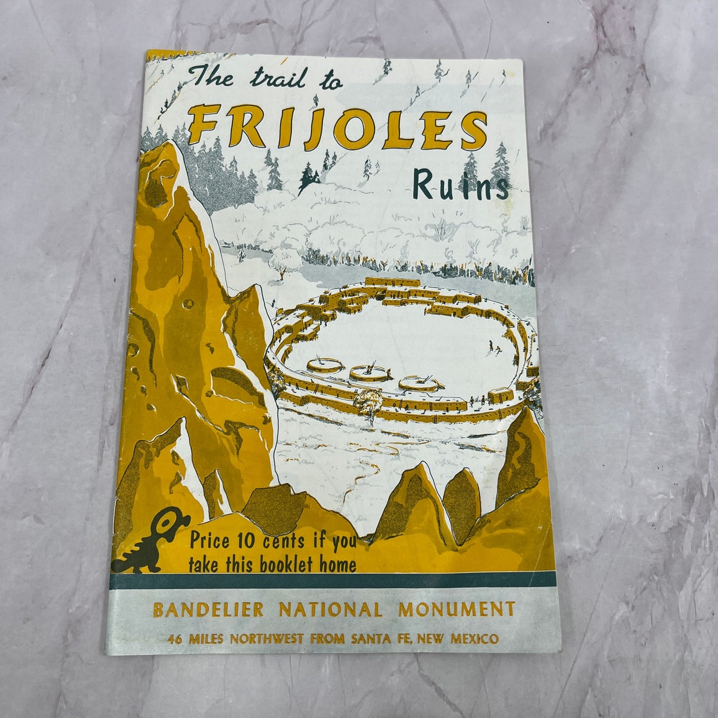 1950s The Trail to Frijoles Ruins Bandelier Monument Globe AZ Booklet TC5-LP1