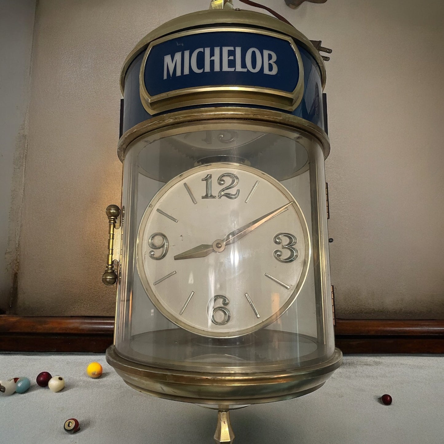 Vintage Michelob Beer Medallion Hanging Clock Bar Light 12x24"