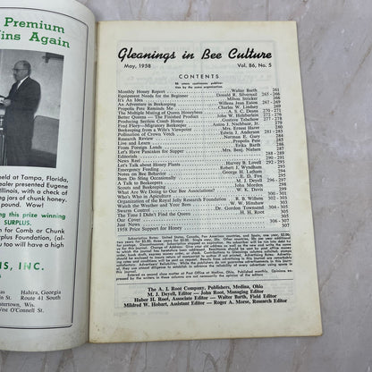 1958 May Gleanings in Bee Culture Beekeeping Magazine A.I. Root Co Medina OH TD5