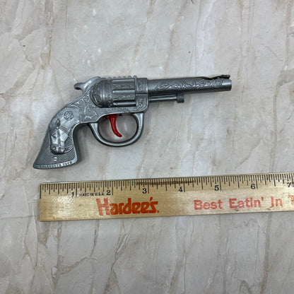 Vintage Plastic Toy Cowboy Pistol Wyandotte Toys UDA TI9-1