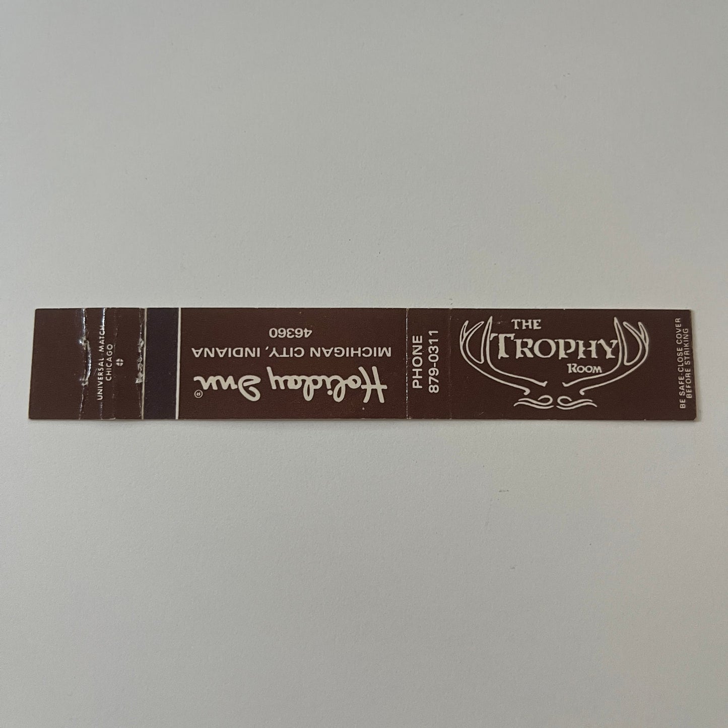 The Trophy Room Holiday Inn Michigan City Indiana Vintage Matchbook TB6-MB2-9