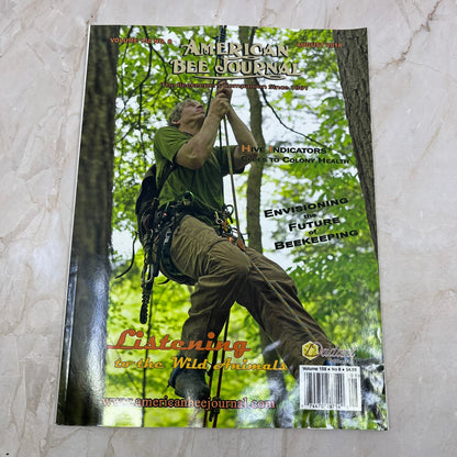 2018 August American Bee Journal Magazine Bees Beekeeping Honey M8