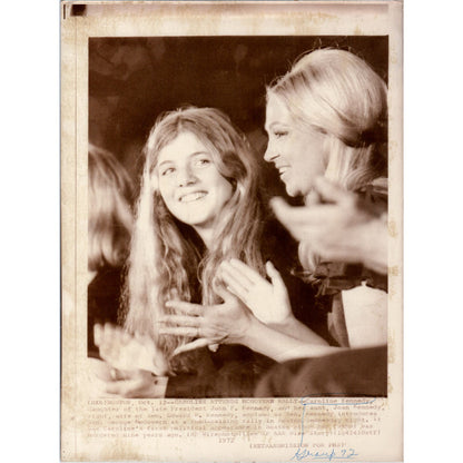 Caroline Kennedy in Knoxville TN 1972 8x10 Original Press Photo D1-P-2
