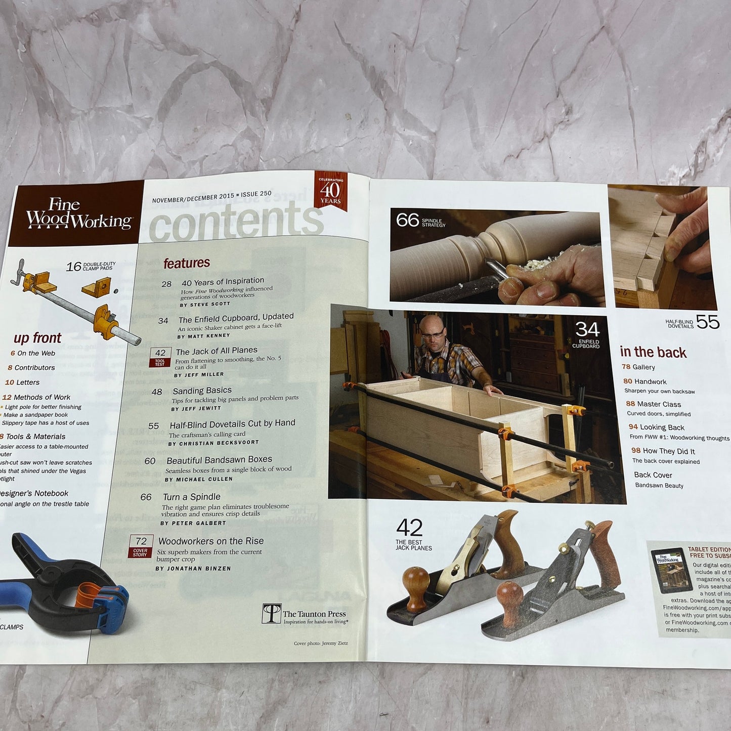 Gap Free Dovetails - Dec 2015 No 250 - Taunton's Fine Woodworking Magazine M36