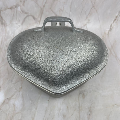 1930s Century Silver Seal Hammered Cast Aluminum Triangle Heart Pot & Lid TH5