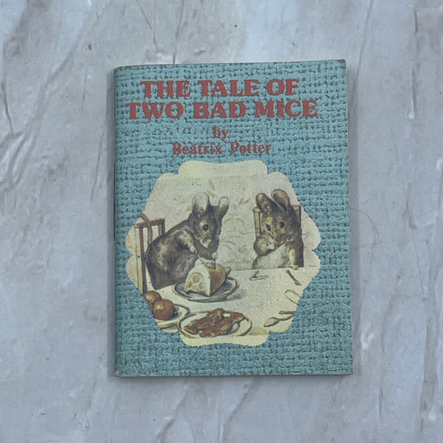 Vintage Beatrix Potter Miniature Tiny Book - The Tale of Two Bad Mice SB8