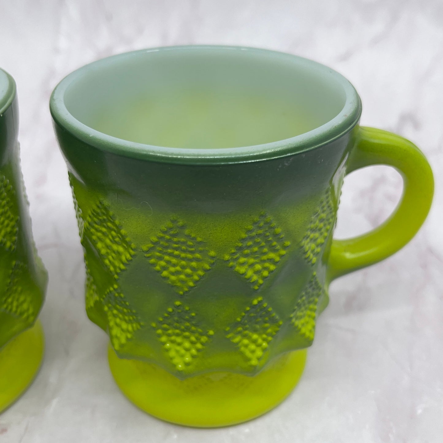 Set of 2 Retro Fire King Ombre Green Kimberly Diamond Milk Glass Mugs Cups TC5