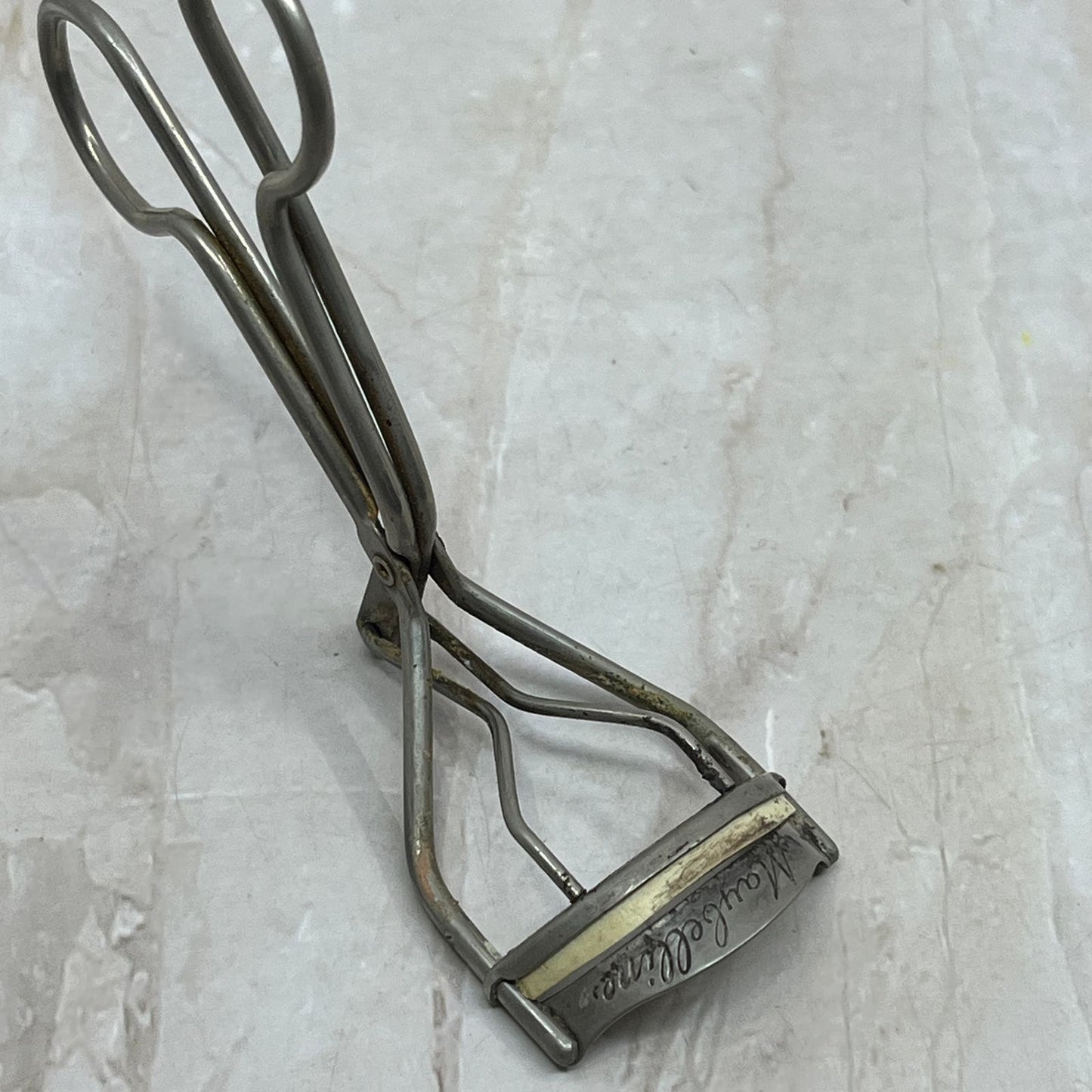 Vintage Maybelline Eyelash Curler SB3