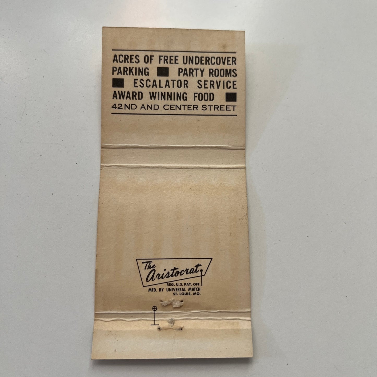 The Devils Nest Lounge Top "O" The Center Omaha Vintage Matchbook Cover TB7-UMB5