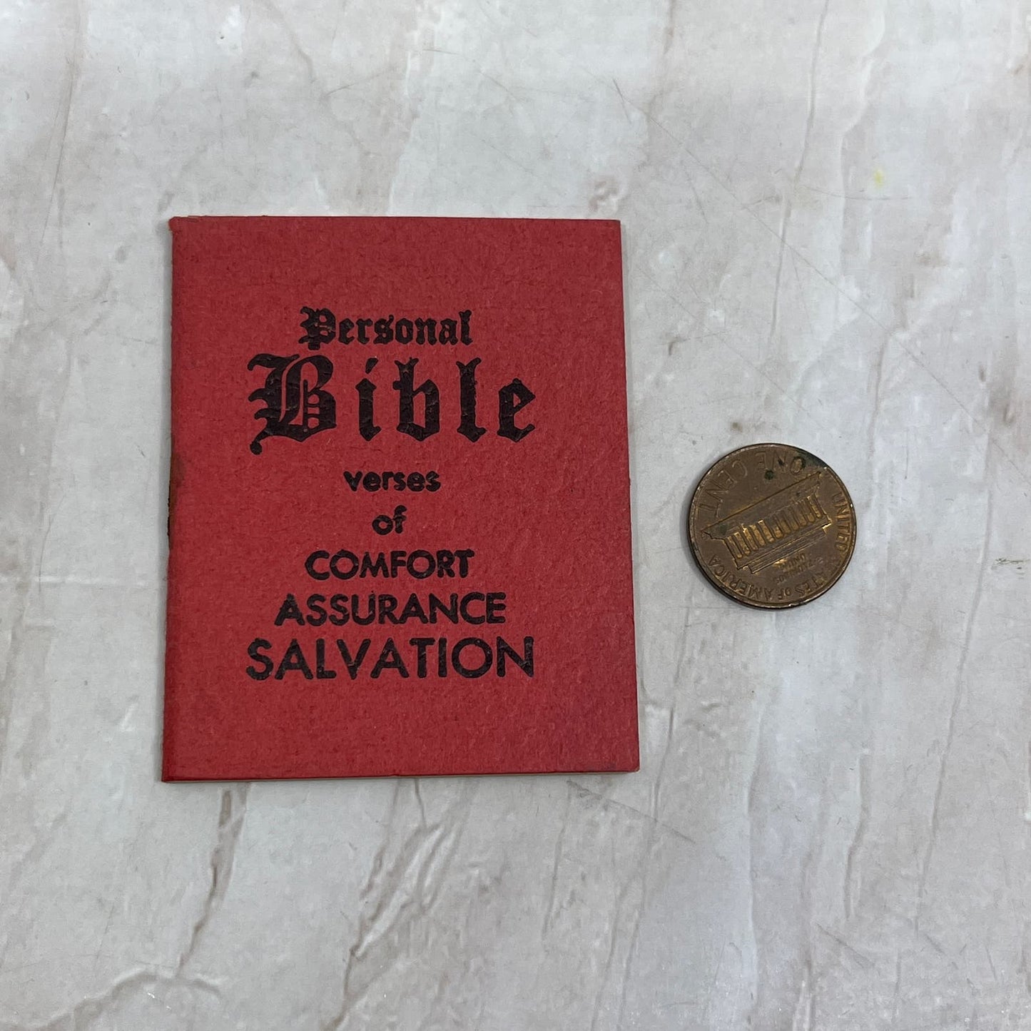 Vintage Little Bible Ministry Sanatoga PA Tiny Pocket Bible TG8-VV