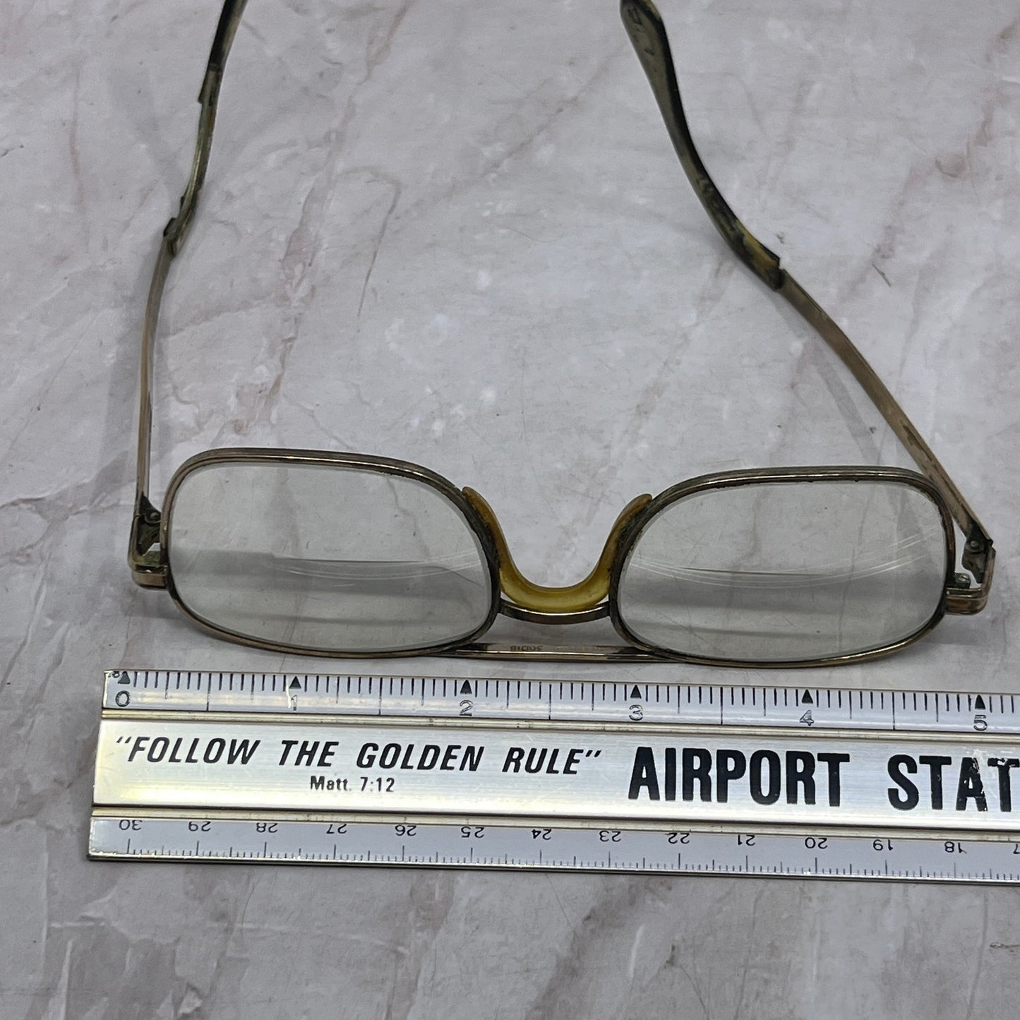 Vintage Universal Aviators 1/30 10K Gold Plate Eyeglasses Frames TH9-G1-7