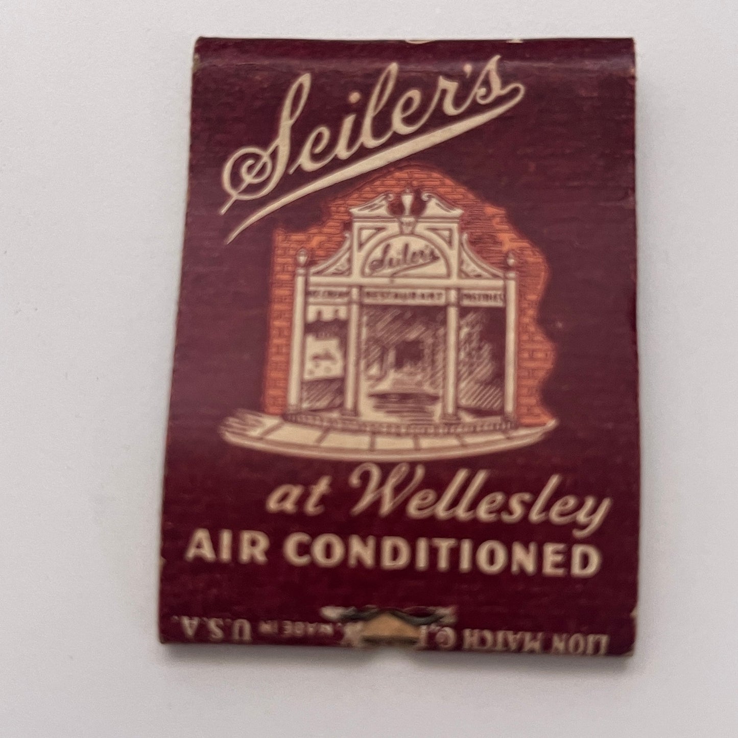 Seiler's Restaurant at Wellesley MA Vintage Matchbook Cover TB8-MB-2