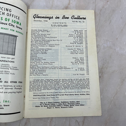 1958 Dec Gleanings in Bee Culture Beekeeping Magazine A.I. Root Co Medina OH TD5