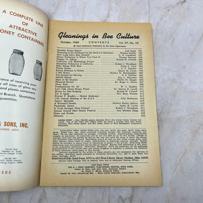 1969 Oct Gleanings in Bee Culture Magazine Bees Beekeeping Honey TD7