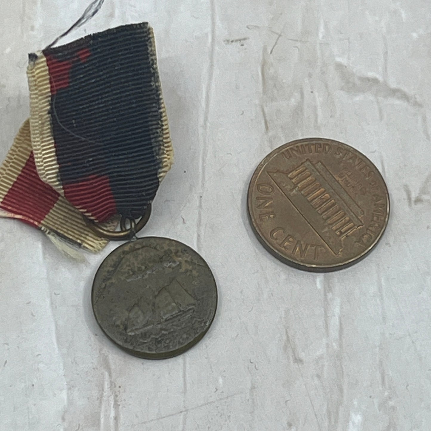 Army Of Occupation WWII Medal Japan 1/2" SC1