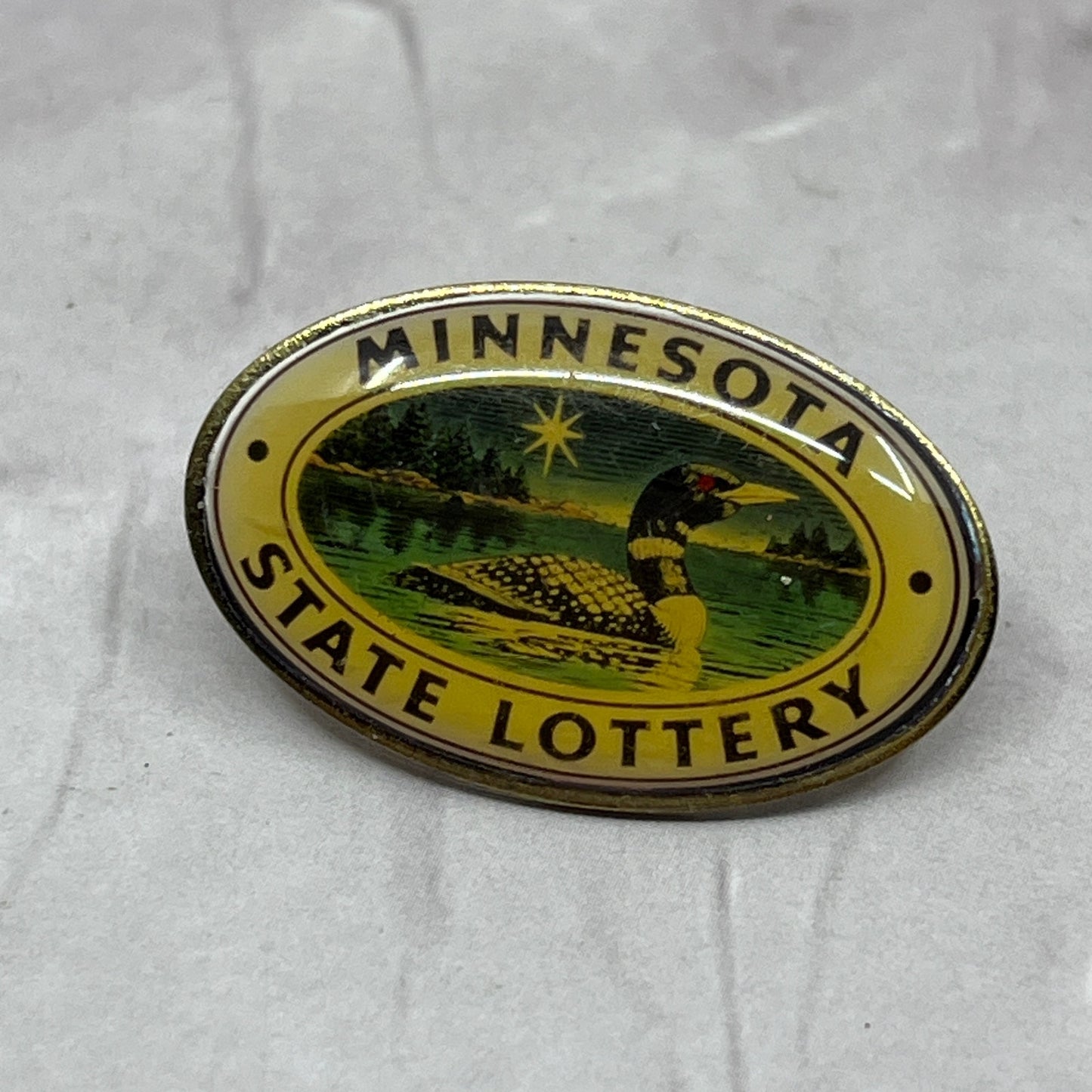 Vintage Minnesota State Lottery Enamel Pinback Button 1" SE2