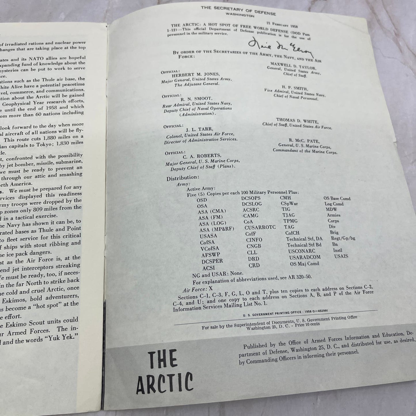 1958 The Arctic A Hot Spot of Free World Defense US Armed Services Booklet AE4