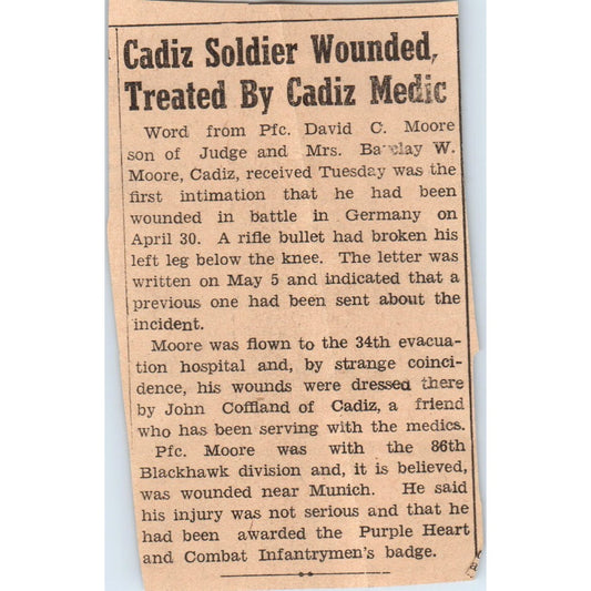 1940s WWII News Clipping Cadiz Ohio Soldier Wounded Treated by Medic TH9-SX2