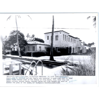 JFK Winter Home at Palm Beach Florida 1960 7x10 Original Press Photo D1-P