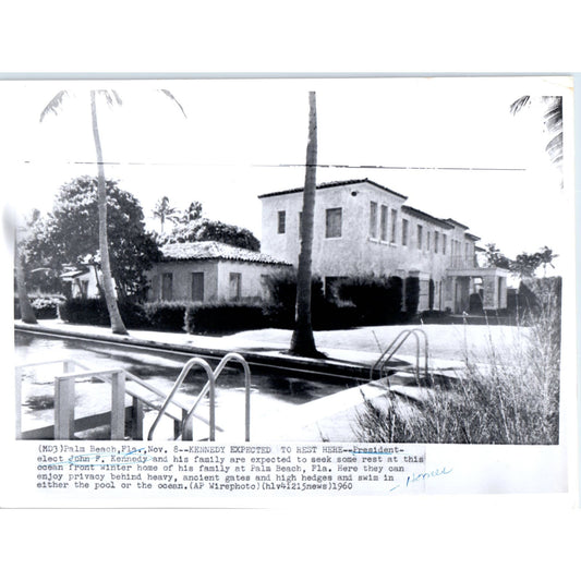 JFK Winter Home at Palm Beach Florida 1960 7x10 Original Press Photo D1-P
