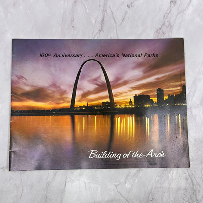 1967 Building of the Arch National Monument St Louis MO Souvenir Booklet TC5-LP1