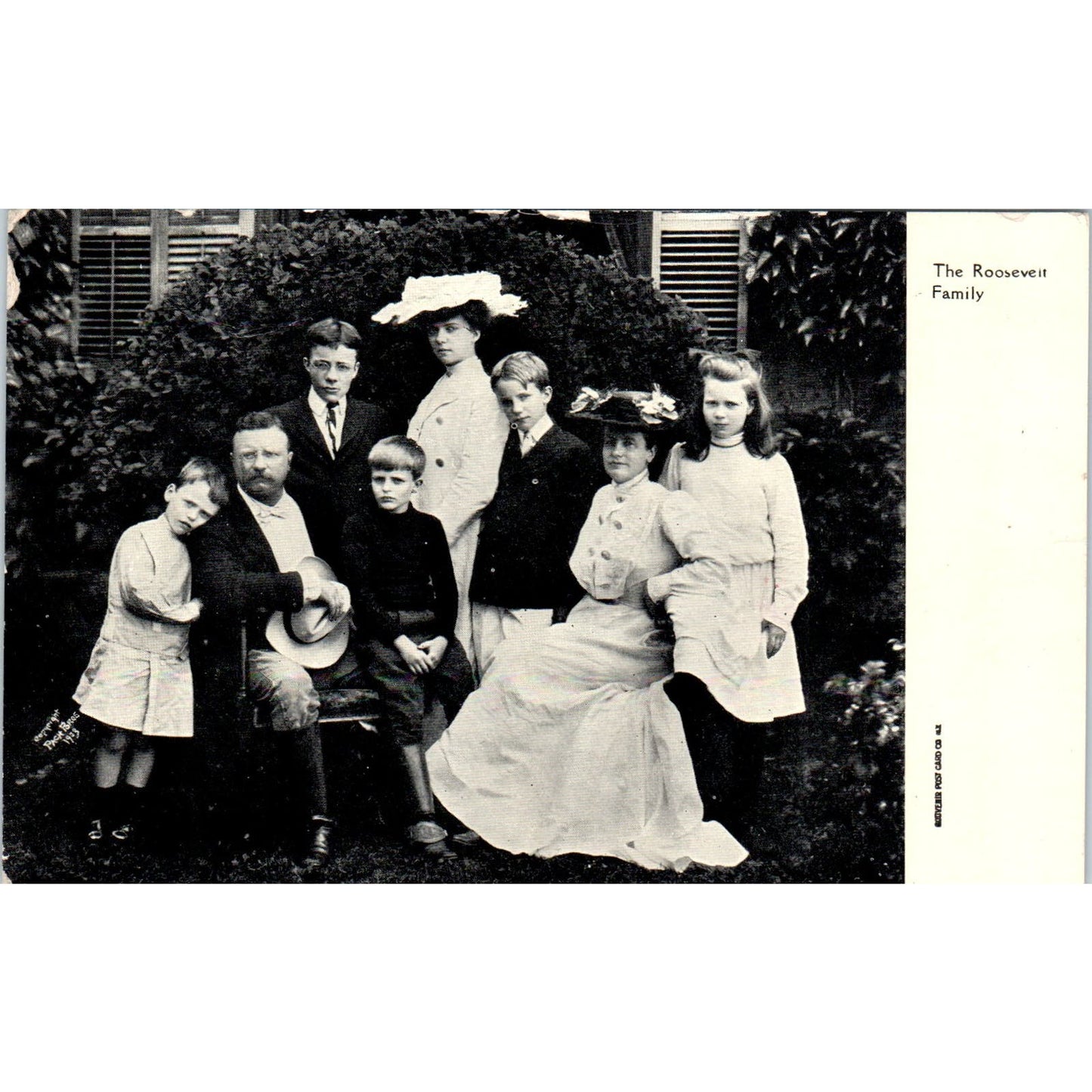 c1910 Portrait of the Roosevelt Family Original Postcard PC10