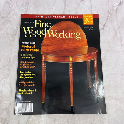 Federal Card Table - Dec 2005 No 180 - Taunton's Fine Woodworking Magazine M34