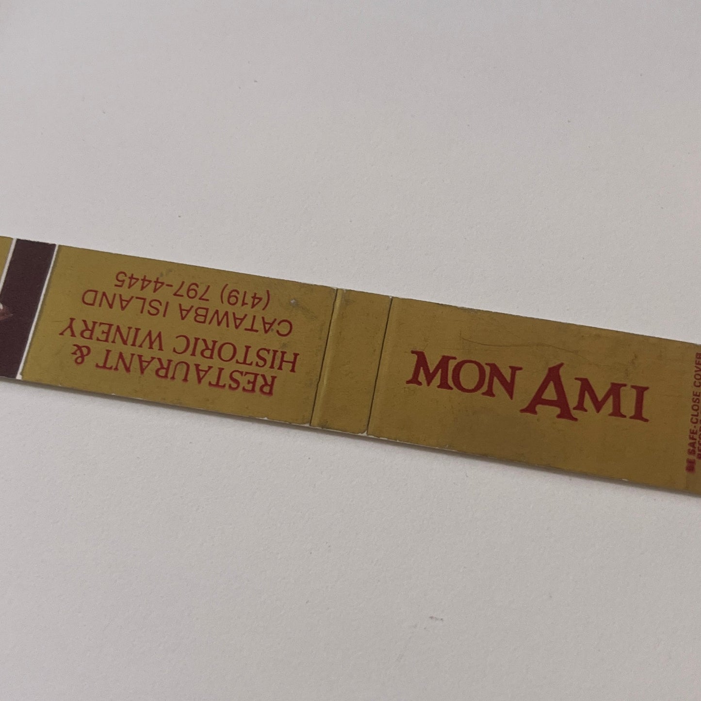 Mon Ami Restaurant Catawba Island Vintage Matchbook TB6-MB2-9