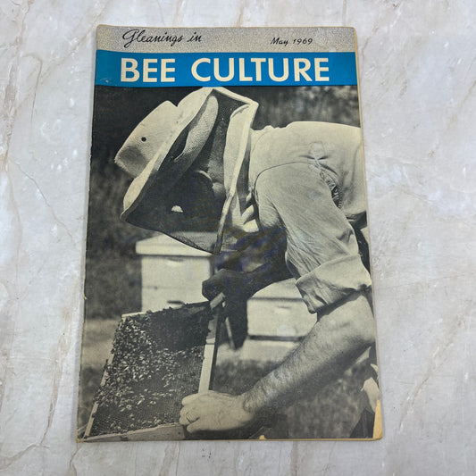 1969 May Gleanings in Bee Culture Magazine Bees Beekeeping Honey TD7