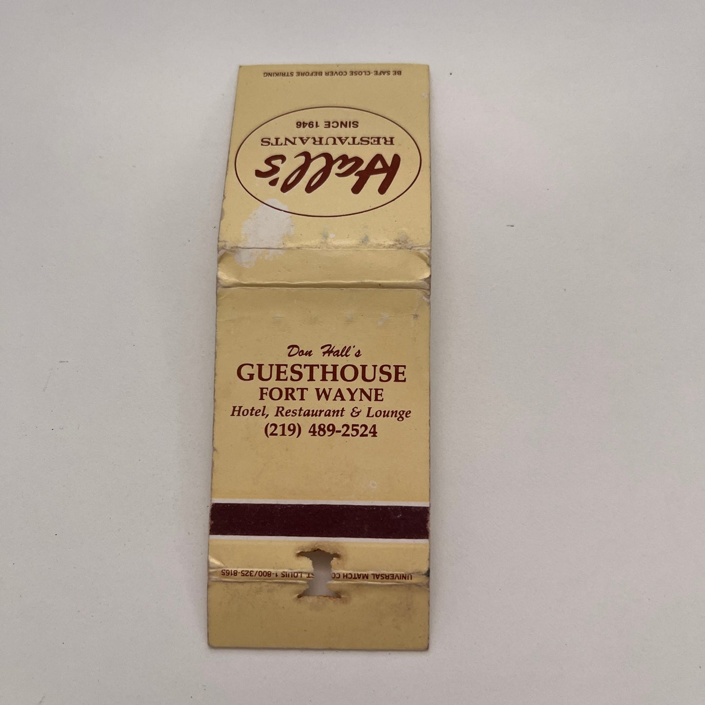 Halls Restaurants Don Hall's Guesthouse Ft. Wayne Vintage Matchbook TB6-MB2-15