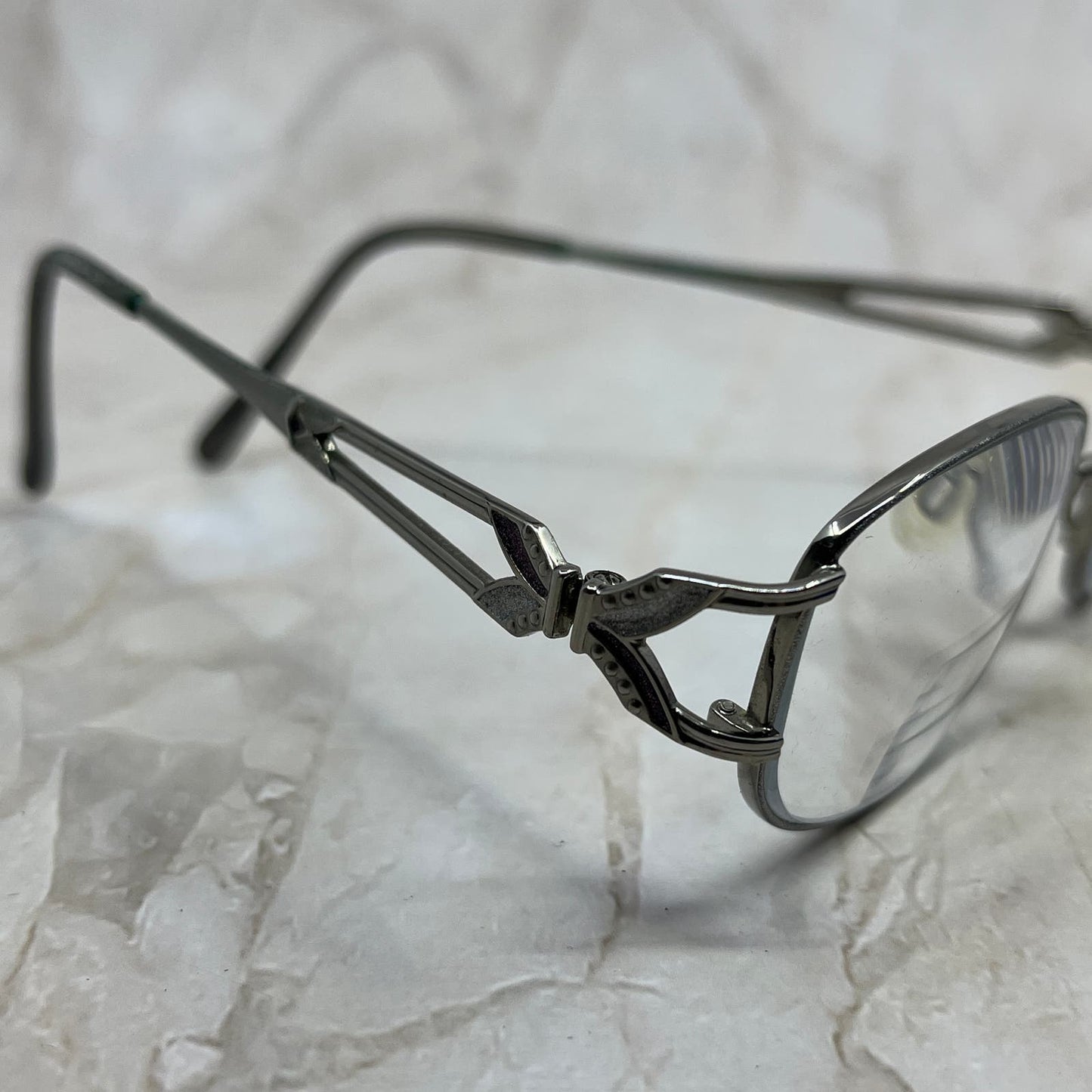 Carolee Silver Tone Oval Sunglasses Eyeglasses Frames TE9-G5-10