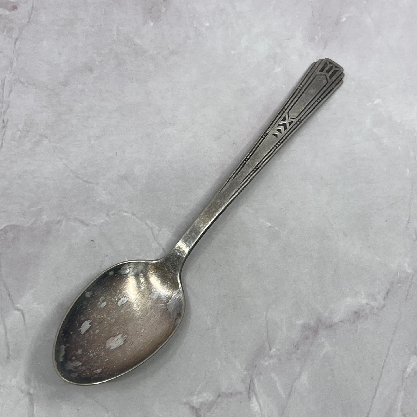 Wm Rogers Silverplate Friendship Medality Spoon 6" Vintage Silverplate TC5-OS-7
