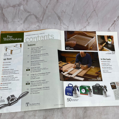 Country Hutch - Oct 2014 No 242 - Taunton's Fine Woodworking Magazine M35