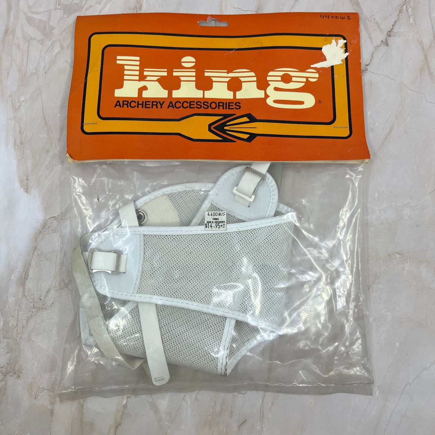 1970s King Sport Line 4400ws King Archery Chest Protector White in Package TD5-1