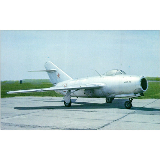 Mikoyab-Guervich MIG-15 Fagot Vintage Postcard P4-5