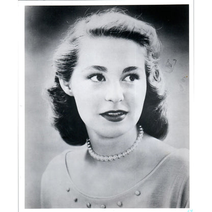 Joan Kennedy Senior Picture Manhattanville College 8x10 Original Press Photo D1P