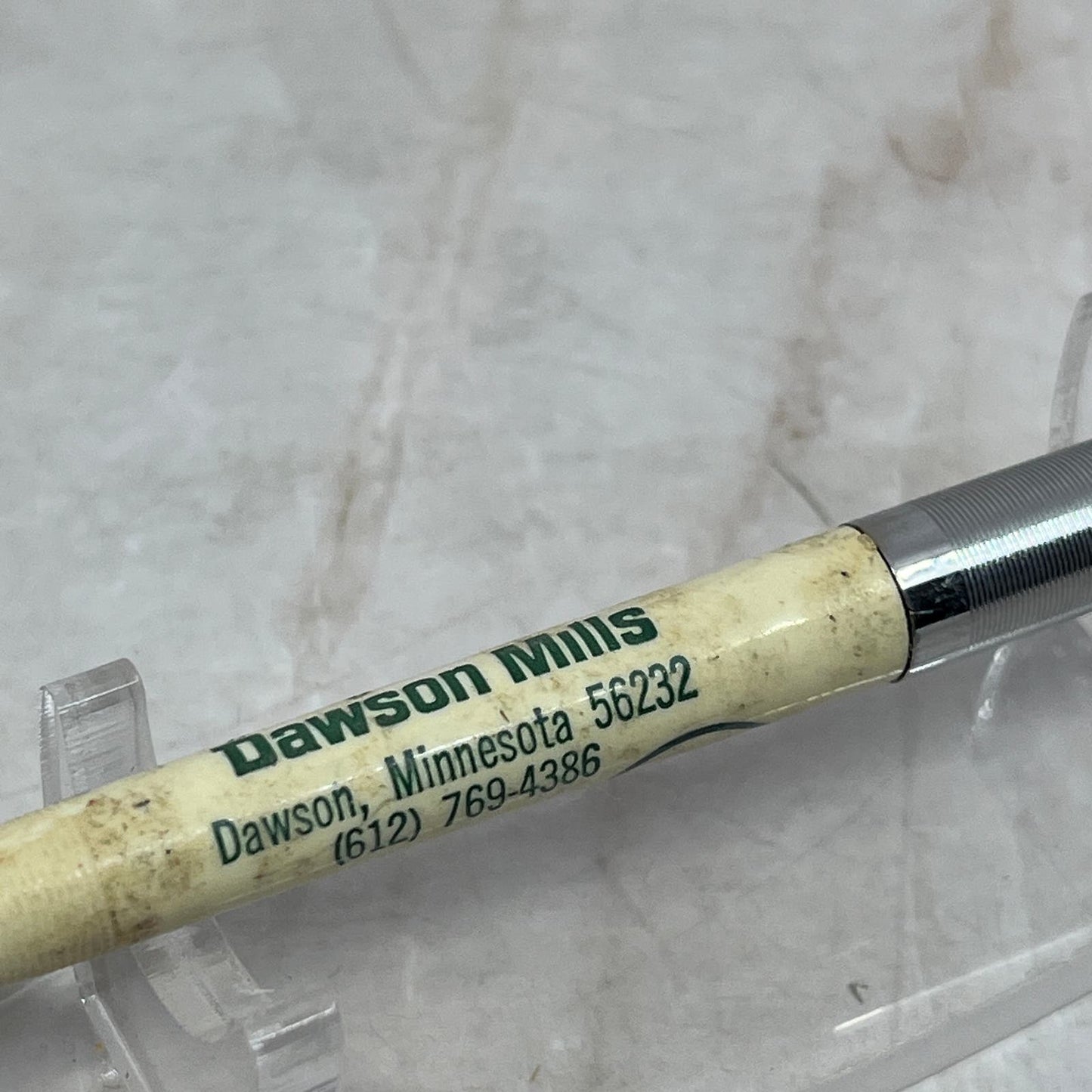 Dawson Mills Soybeans Dawson MN Vintage Advertising Mechanical Pencil SB3-P2