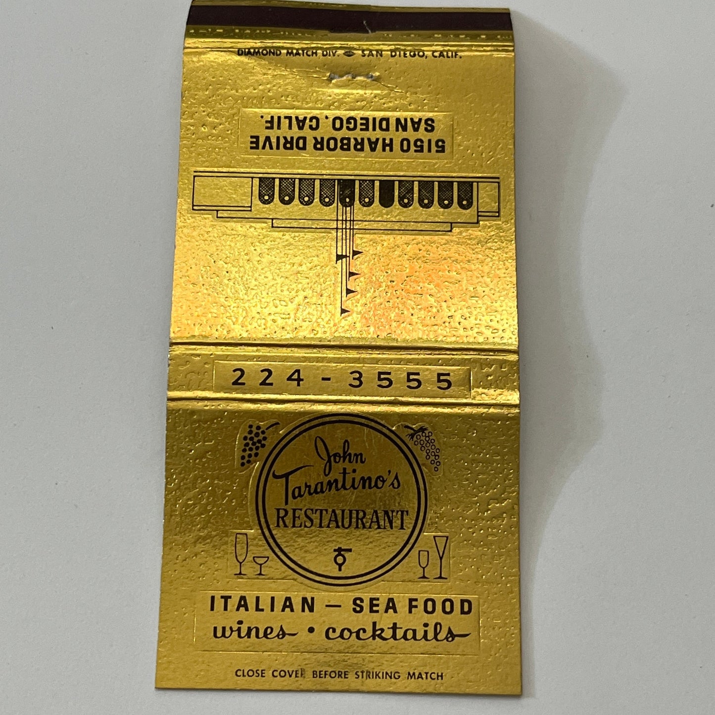 John Tarantino's Restaurant San Diego CA Vintage Matchbook Cover TB6-MB1-8