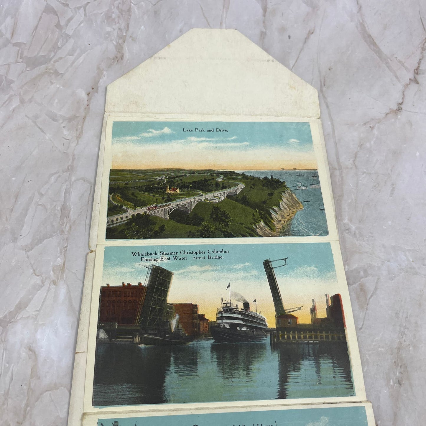 Vintage Milwaukee Wisconsin Souvenir Folder Book Postcards TI8-S2