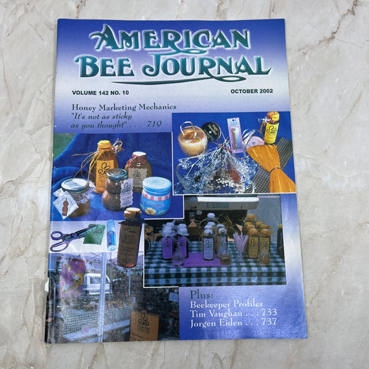 2002 Oct American Bee Journal Magazine Bees Beekeeping Honey M7
